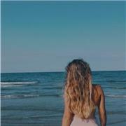 Studentessa di economia in inglese offre ripetizioni di inglese per bambini e studenti